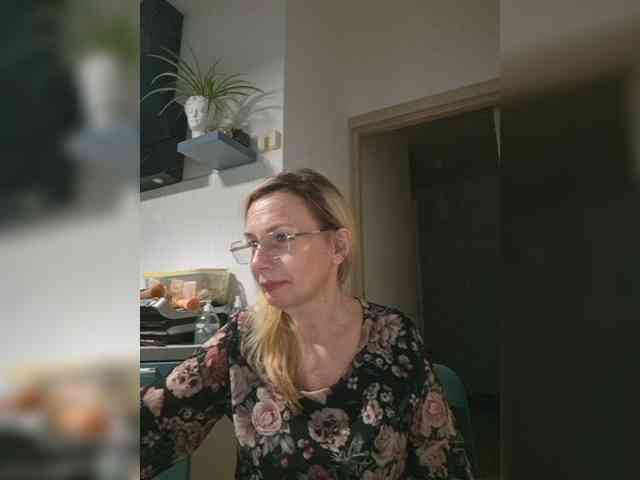 ShiningMILF ShiningMILF