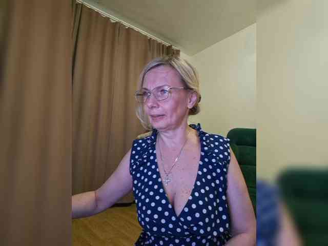 ShiningMILF ShiningMILF