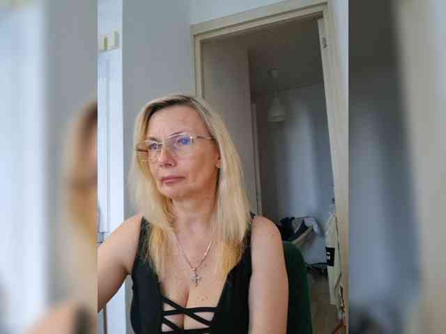 ShiningMILF ShiningMILF
