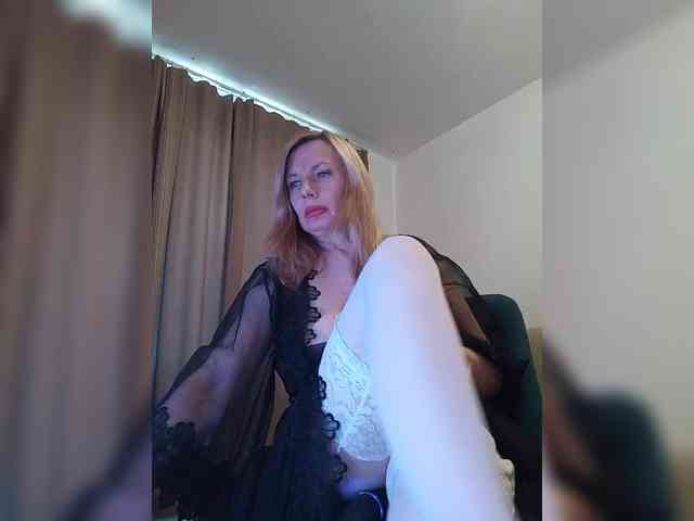 ShiningMILF webcam