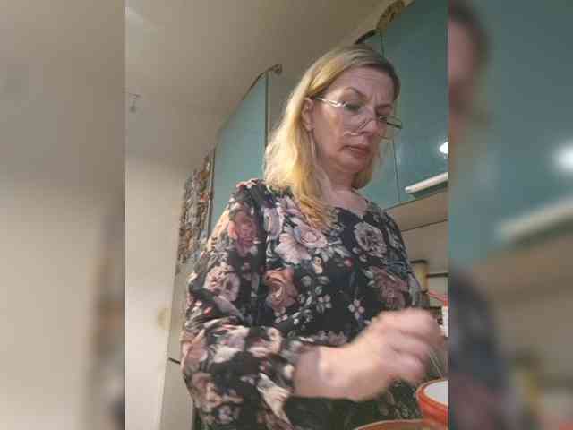 ShiningMILF webcam