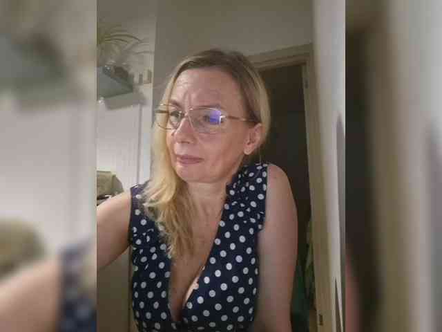 ShiningMILF ShiningMILF