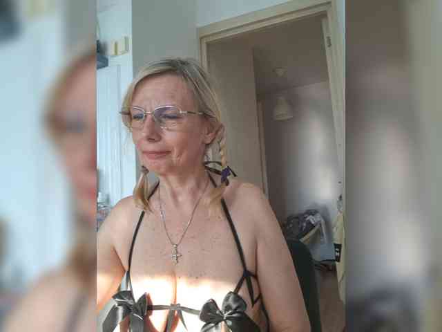 ShiningMILF