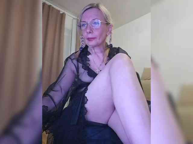 ShiningMILF