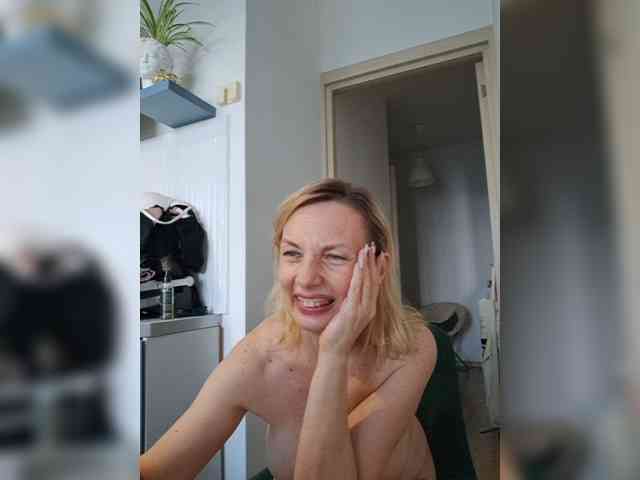 ShiningMILF