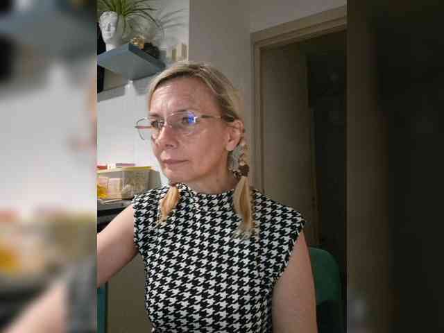 ShiningMILF