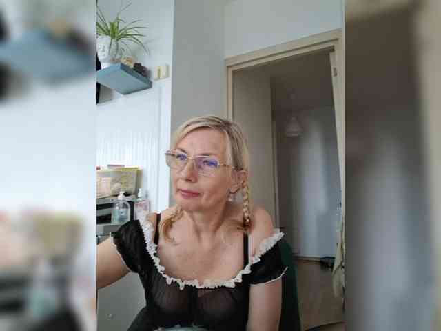 ShiningMILF ShiningMILF