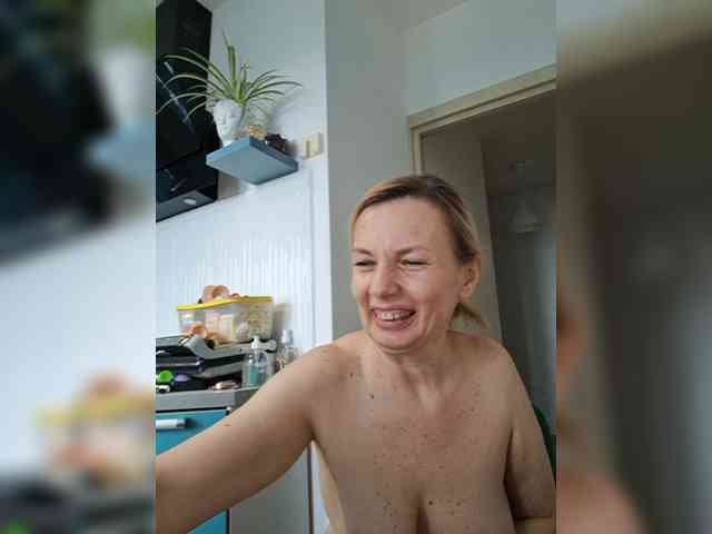 ShiningMILF Sex Cam Show