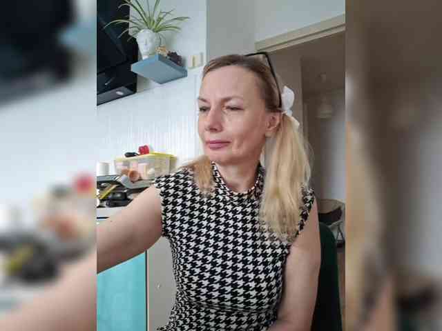 ShiningMILF