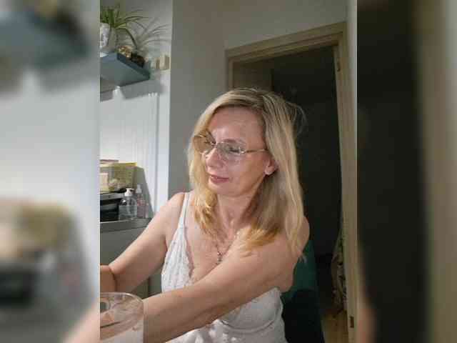 ShiningMILF