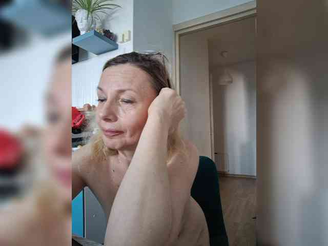 ShiningMILF Sex Cam Show