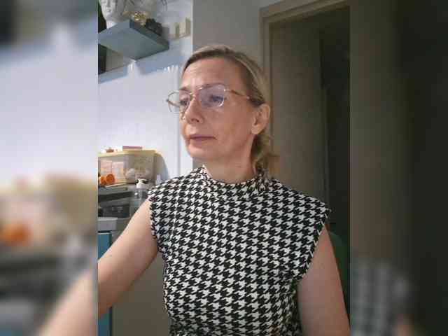 ShiningMILF