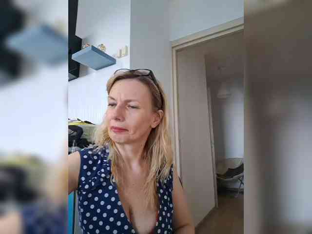 ShiningMILF