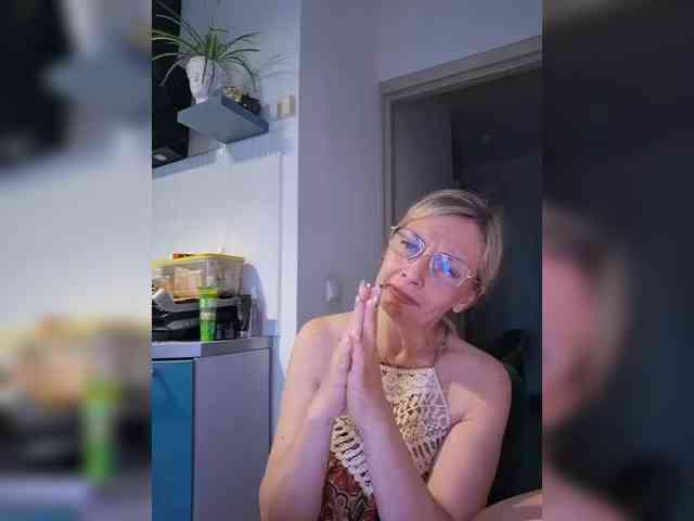 ShiningMILF