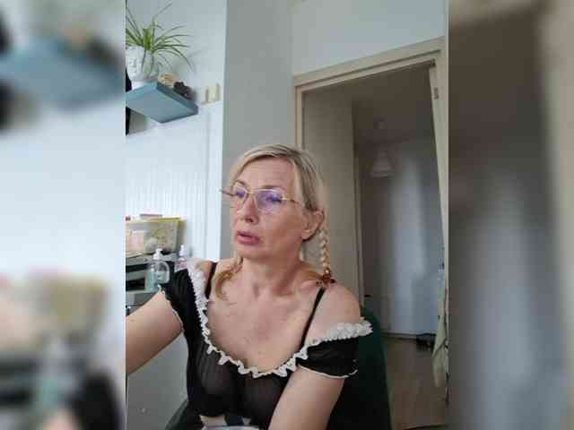 ShiningMILF