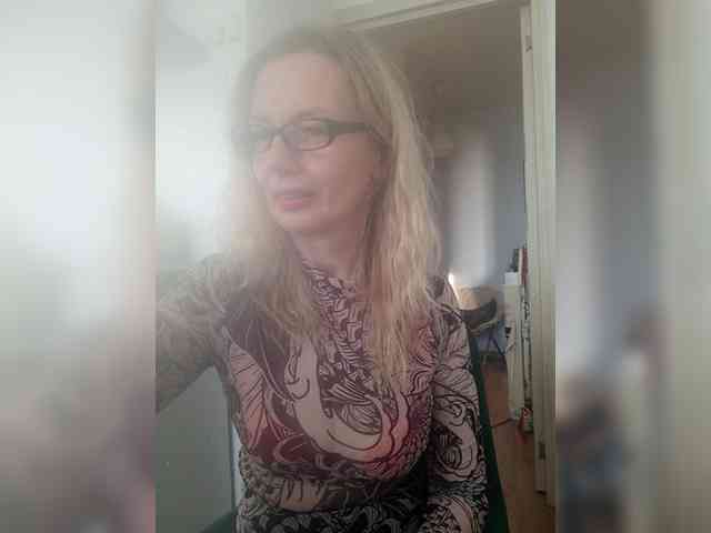 ShiningMILF
