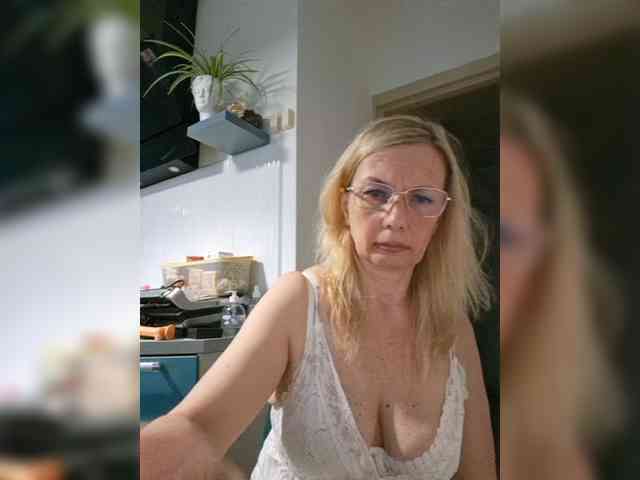 ShiningMILF