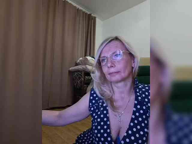 ShiningMILF webcam