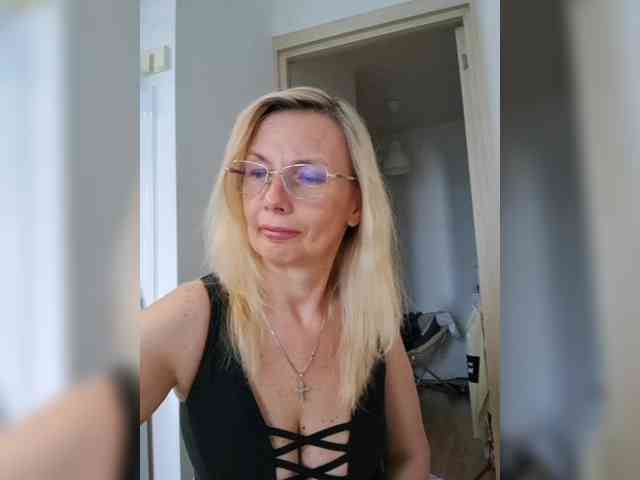 ShiningMILF