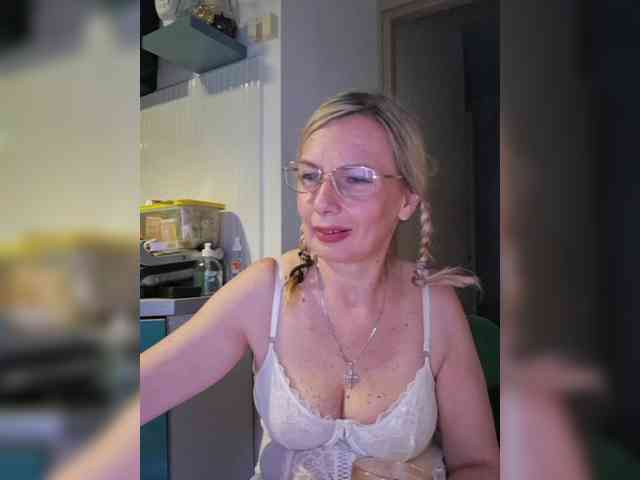 ShiningMILF