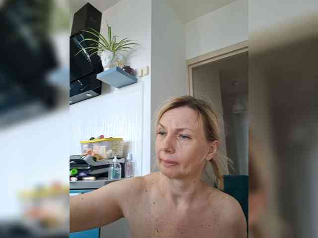 ShiningMILF Sex Cam Show