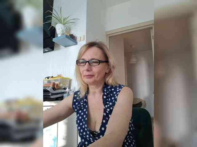 ShiningMILF