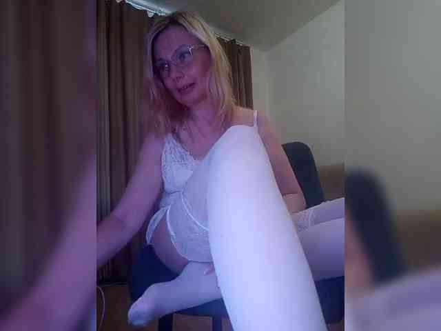 ShiningMILF