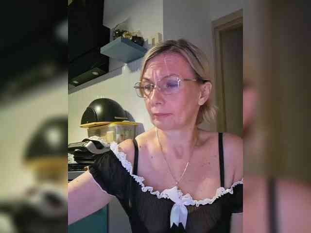 ShiningMILF