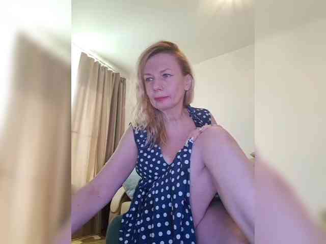 ShiningMILF webcam