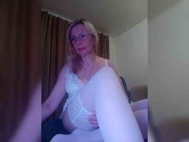 ShiningMILF