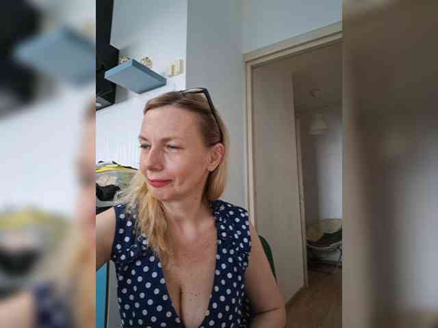 ShiningMILF