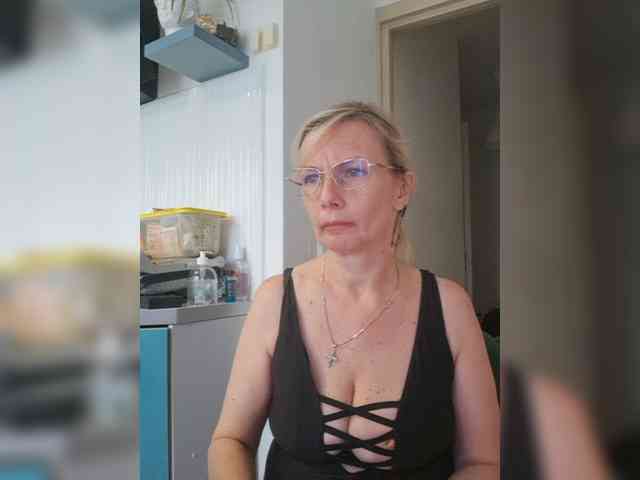 ShiningMILF