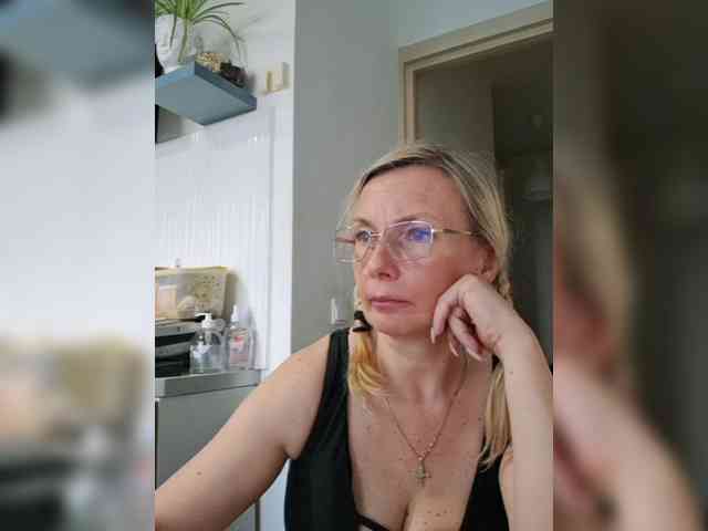 ShiningMILF