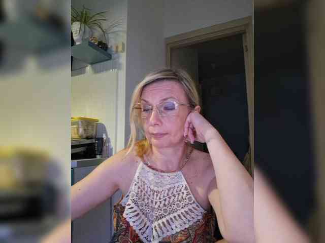 ShiningMILF