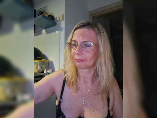 ShiningMILF