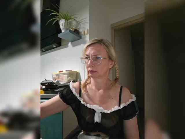 ShiningMILF