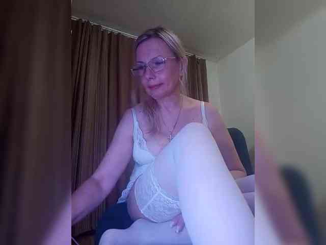 ShiningMILF