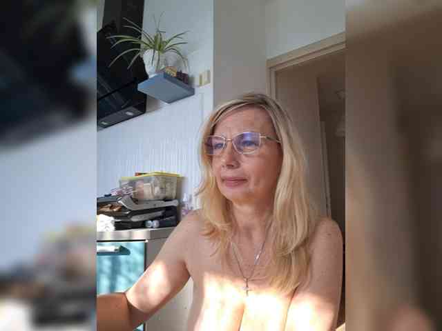 ShiningMILF