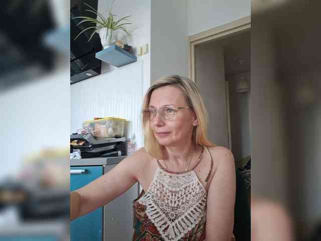 ShiningMILF ShiningMILF