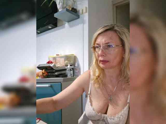 ShiningMILF