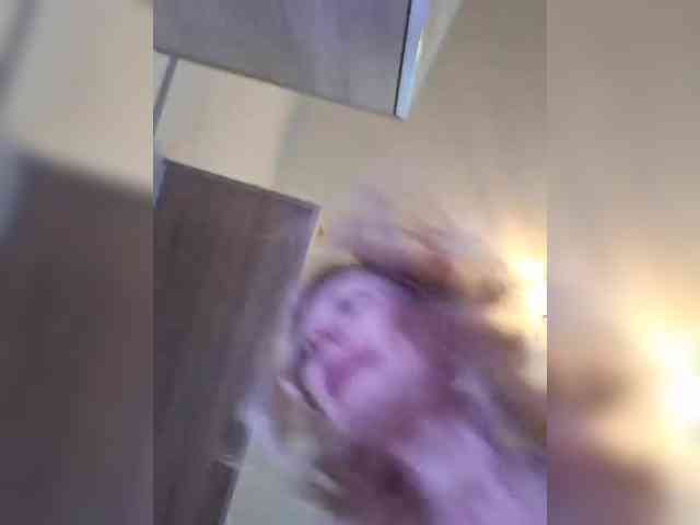 ShiningMILF webcam