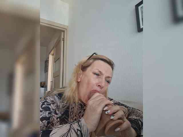 ShiningMILF