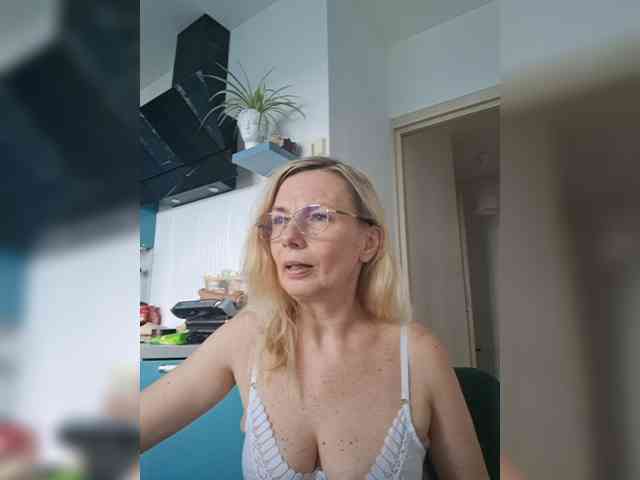 ShiningMILF