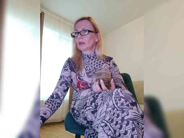 ShiningMILF