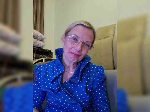 ShiningMILF webcam