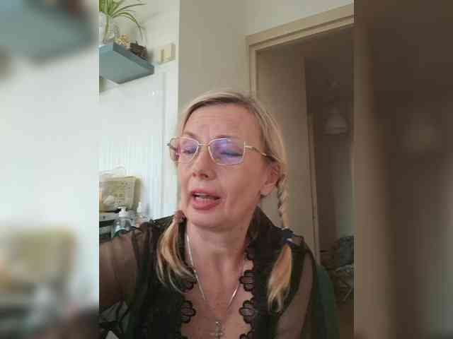 ShiningMILF