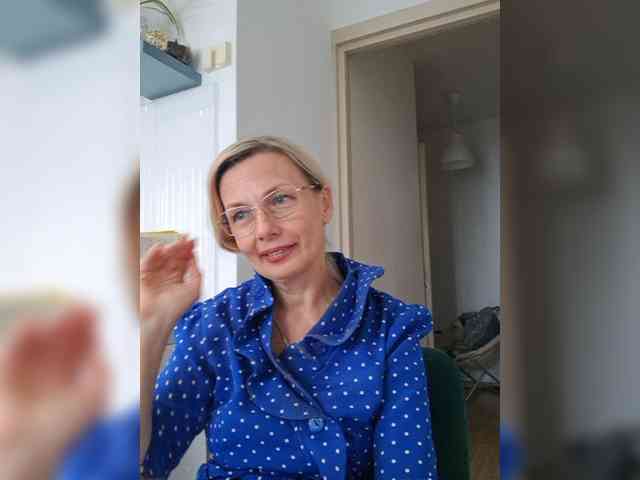 ShiningMILF