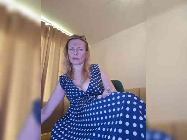 ShiningMILF webcam