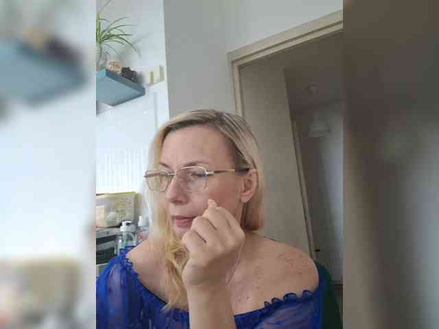 ShiningMILF