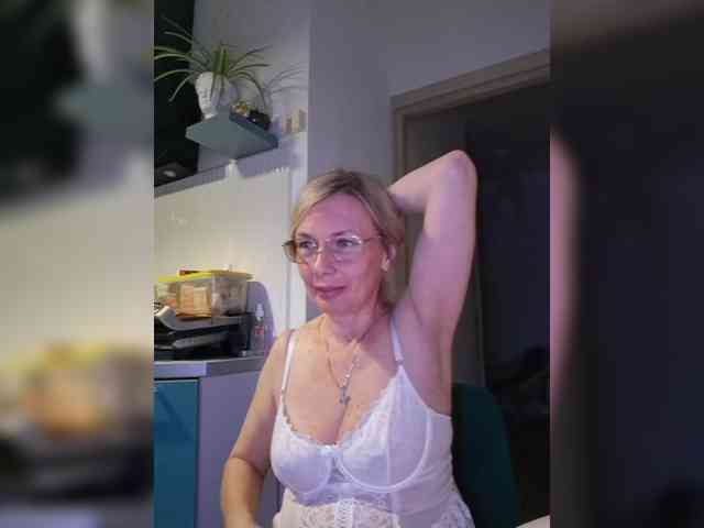 ShiningMILF